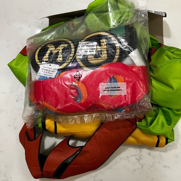 Rubie's TMNT 4-in-1 Costume Set with Green and Yellow - Picture 2 of 7